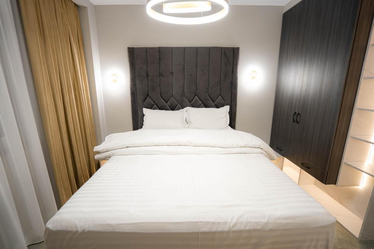 Deluxe Aparthotel Marwell Residence Suceava Exterior foto